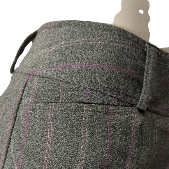 Julie Mitchell Urban Collection Brown and Burgundy Striped Dress Pant Size 8. - Picture 6 of 11